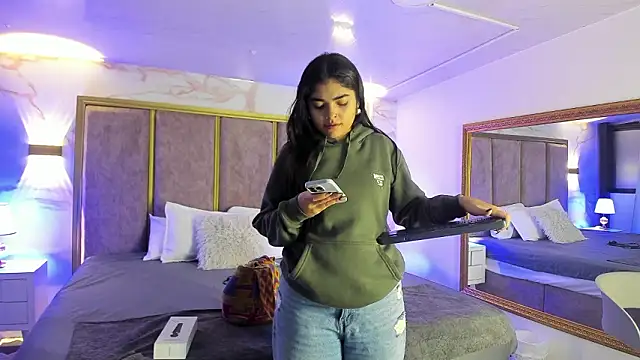 Snapshot of GiselOrtiz chatting on March 13, 2026, 10:22 am GiselOrtiz online show from March 13, 2026, 10:22 am