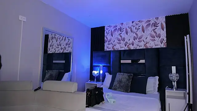 Snapshot of GiselOrtiz chatting on March 23, 2026, 10:52 am GiselOrtiz online show from March 23, 2026, 10:52 am