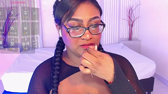 BlakmillerrGilson online show from February 17, 2025, 11:20 pm