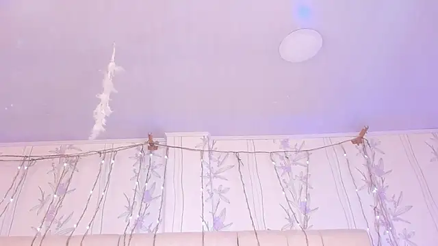 ZendayaGrey online show from December 5, 2024, 4:20 am