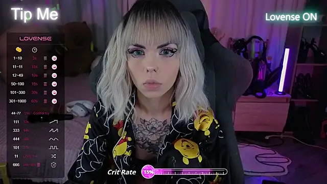 Snapshot of Kerry_Kirk chatting on September 27, 2025, 11:10 pm Kerry Kirk online show from September 27, 2025, 11:10 pm