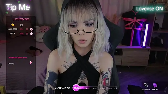 Snapshot of Kerry_Kirk chatting on October 13, 2025, 9:26 pm Kerry Kirk online show from October 13, 2025, 9:26 pm