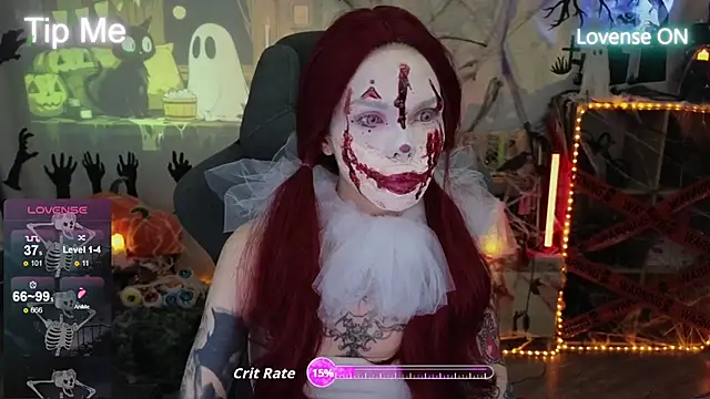 Snapshot of Kerry_Kirk chatting on October 27, 2025, 11:09 pm Kerry Kirk online show from October 27, 2025, 11:09 pm