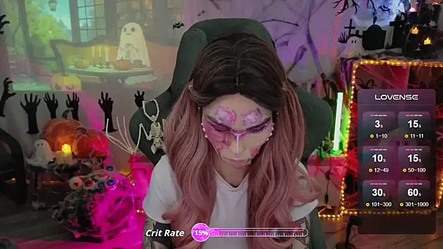 Snapshot of Kerry_Kirk chatting on October 29, 2025, 9:38 pm Kerry Kirk online show from October 29, 2025, 9:38 pm