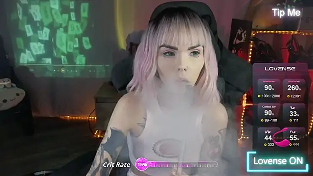 Kerry Kirk online show from December 2, 2025, 9:43 pm