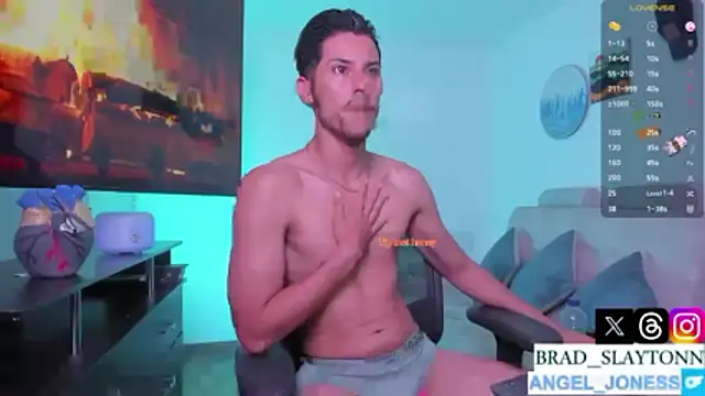 Snapshot of Brad-Slayton chatting on November 5, 2025, 11:27 pm Brad-Slayton online show from November 5, 2025, 11:27 pm