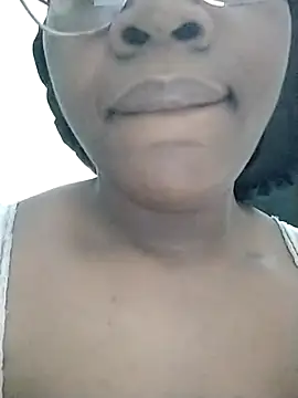 Snapshot of halana_heredia chatting on October 11, 2025, 2:22 am halana heredia online show from October 11, 2025, 2:22 am