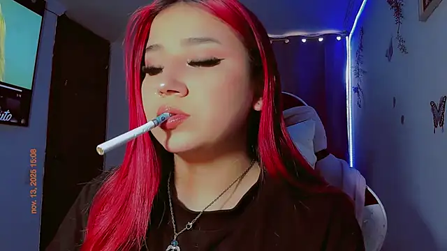 madisonx17 online show from November 13, 2025, 8:08 pm