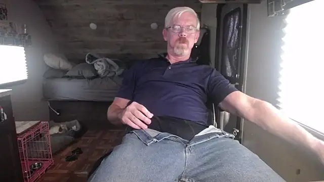 Snapshot of Di9ital069 chatting on December 6, 2024, 5:44 pm Di9ital069 online show from December 6, 2024, 5:44 pm