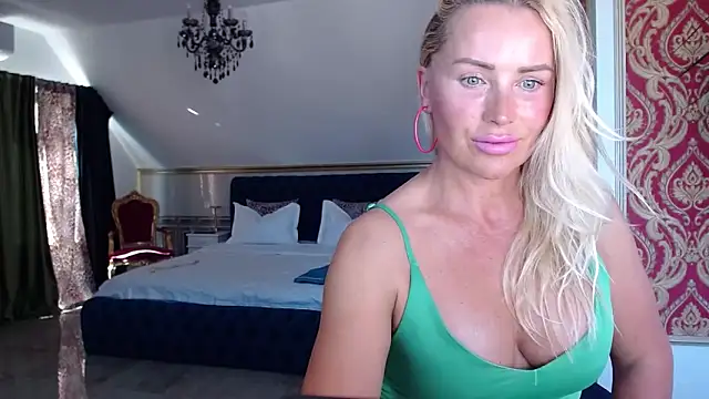 Snapshot of eyesangel22 chatting on September 22, 2025, 12:40 pm eyesangel22 online show from September 22, 2025, 12:40 pm