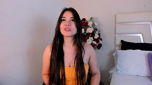 CamilaSofiia online show from January 14, 2025, 7:32 pm