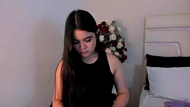 CamilaSofiia online show from January 17, 2025, 11:29 pm