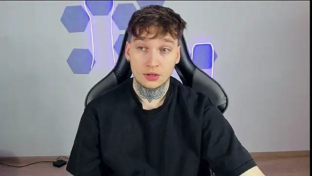 Chris Tyson online show from December 23, 2024, 1:51 am