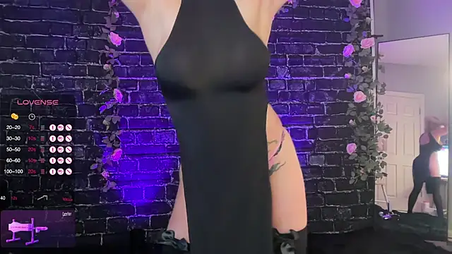 Snapshot of AmberJade_AmJ chatting on February 8, 2025, 1:43 am AmberJade AmJ online show from February 8, 2025, 1:43 am