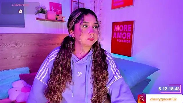 Snapshot of Cherryyquen chatting on February 21, 2026, 12:22 am Cherryyquen online show from February 21, 2026, 12:22 am