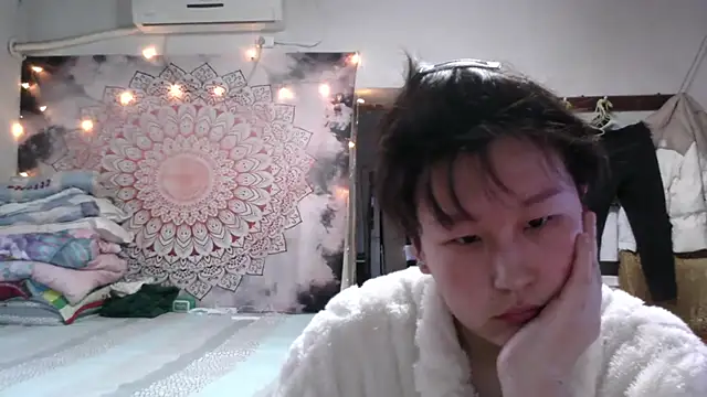 XiaNa2023 online show from December 7, 2024, 8:55 am