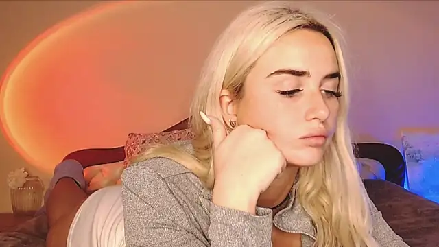 HaileyRosen online show from January 14, 2025, 9:09 pm