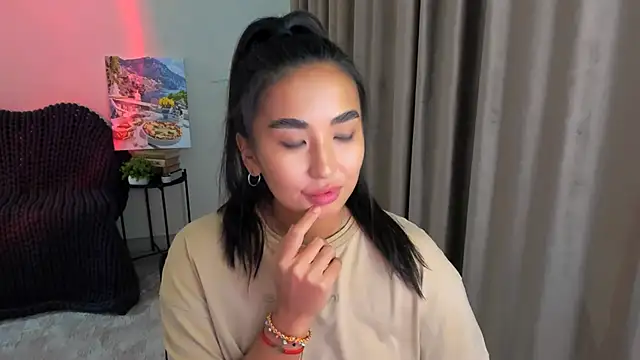 worldofkim online show from January 27, 2025, 5:48 pm