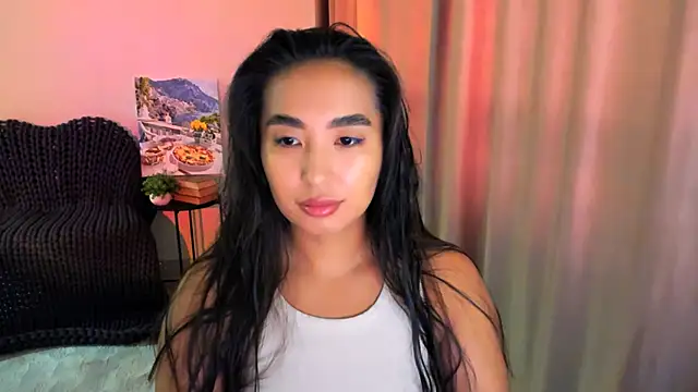 worldofkim online show from March 13, 2025, 5:33 am