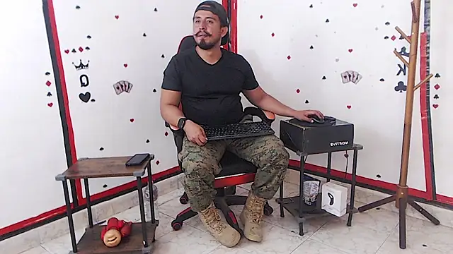 Snapshot of KalethBigDick chatting on October 16, 2025, 3:02 pm KalethBigDick online show from October 16, 2025, 3:02 pm