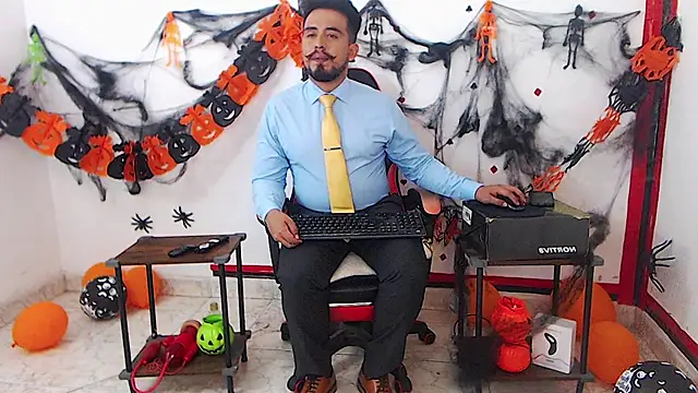 Snapshot of KalethBigDick chatting on October 29, 2025, 8:38 am KalethBigDick online show from October 29, 2025, 8:38 am