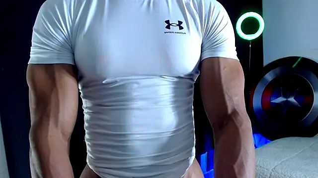 Snapshot of Antonywebb94 chatting on September 17, 2025, 3:30 am Antonywebb94 online show from September 17, 2025, 3:30 am