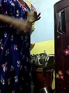 priyadarshiPRIYASEXCPL223 online show from June 19, 2026, 1:37 pm