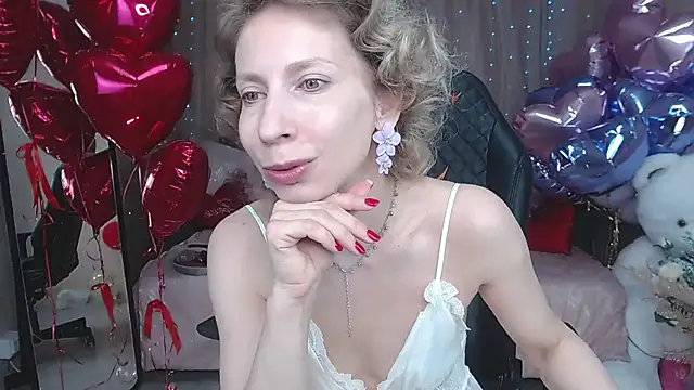 AdrianaSea online show from March 1, 2025, 11:50 am