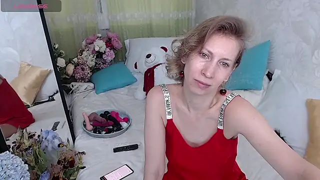 AdrianaSea online show from May 25, 2026, 10:54 am