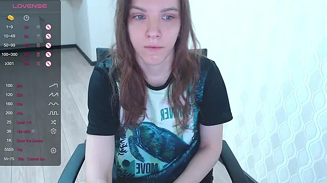 Snapshot of LisaHeart chatting on December 10, 2024, 3:52 am LisaHeart online show from December 10, 2024, 3:52 am