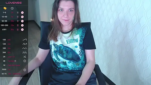 LisaHeart online show from September 30, 2025, 10:37 pm