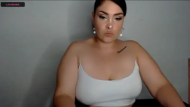 Miss Agatha online show from December 11, 2024, 12:44 am