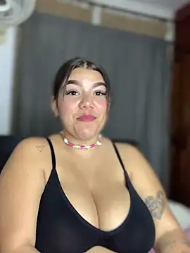 Michellesexxy online show from December 10, 2024, 6:33 am
