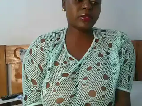 t-QueenSlyy online show from December 21, 2024, 7:16 pm