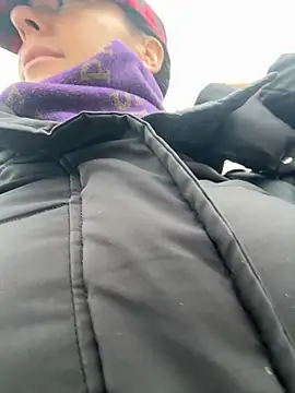 eveangelll online show from December 1, 2025, 8:08 am