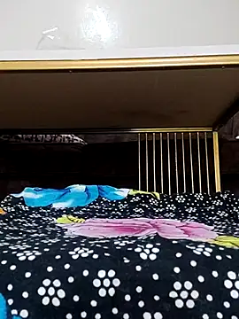 Snapshot of pearl7979 chatting on February 12, 2025, 9:54 pm pearl7979 online show from February 12, 2025, 9:54 pm