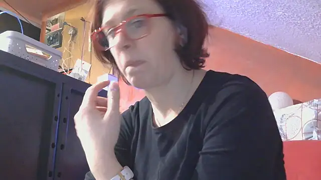 lanax online show from November 25, 2025, 1:11 pm