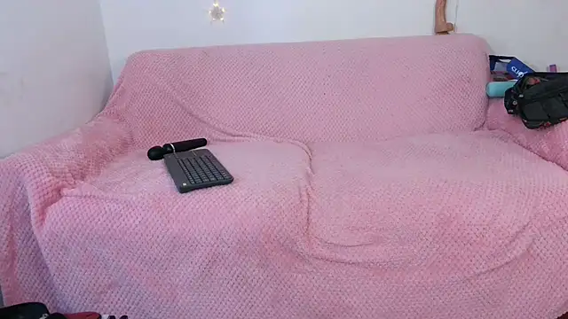 sammysexy  online show from September 18, 2025, 7:49 pm