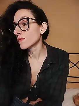 Snapshot of SofiaMori chatting on March 4, 2026, 1:28 pm SofiaMori online show from March 4, 2026, 1:28 pm