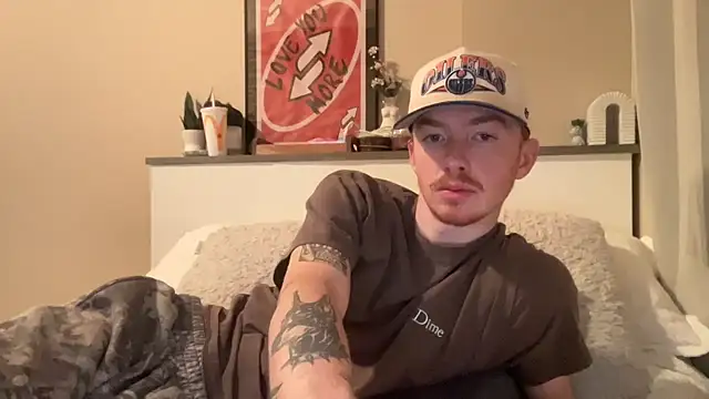 Snapshot of younghungginger chatting on January 23, 2025, 3:16 am younghungginger online show from January 23, 2025, 3:16 am