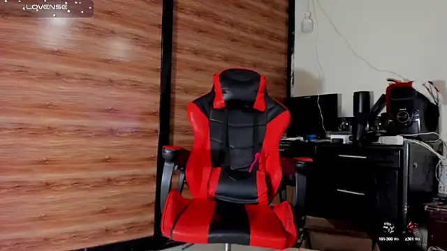 Snapshot of AlejoKhalifa_ chatting on September 21, 2025, 9:55 am AlejoKhalifa  online show from September 21, 2025, 9:55 am