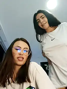 GiiirlPower online show from December 15, 2024, 2:08 am