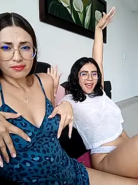 GiiirlPower online show from March 5, 2025, 2:34 pm