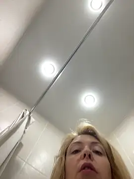 Yourdirtybitch online show from March 9, 2026, 5:44 am