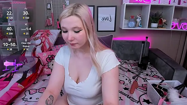 Snapshot of MeowkaKitty chatting on February 8, 2025, 7:04 am MeowkaKitty online show from February 8, 2025, 7:04 am