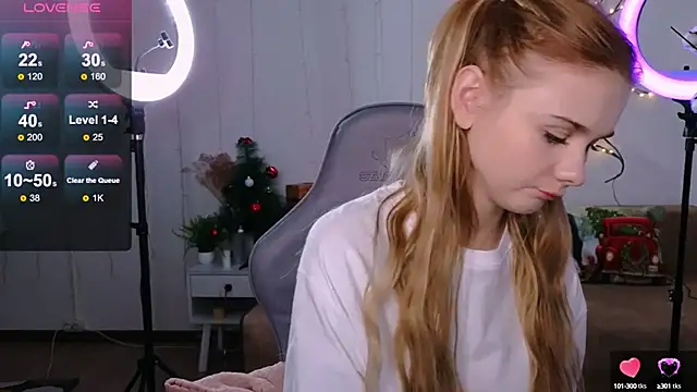 Britney Lynch online show from December 21, 2024, 2:52 am