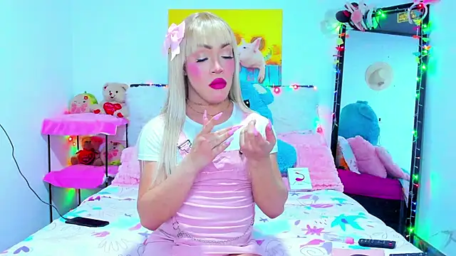 Snapshot of Candy_Candy__ chatting on November 30, 2025, 5:11 am Candy Candy online show from November 30, 2025, 5:11 am