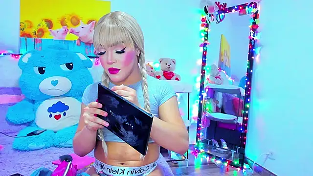 Snapshot of Candy_Candy__ chatting on February 6, 2026, 6:00 pm Candy Candy online show from February 6, 2026, 6:00 pm