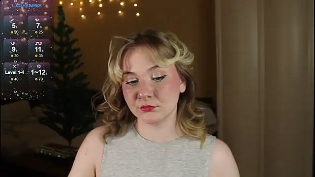 Snapshot of sensual_girrrl chatting on December 1, 2024, 7:14 pm sensual girrrl online show from December 1, 2024, 7:14 pm