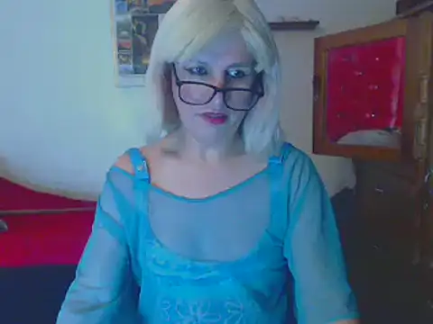 Snapshot of LorenJade chatting on December 13, 2024, 11:50 pm LorenJade online show from December 13, 2024, 11:50 pm